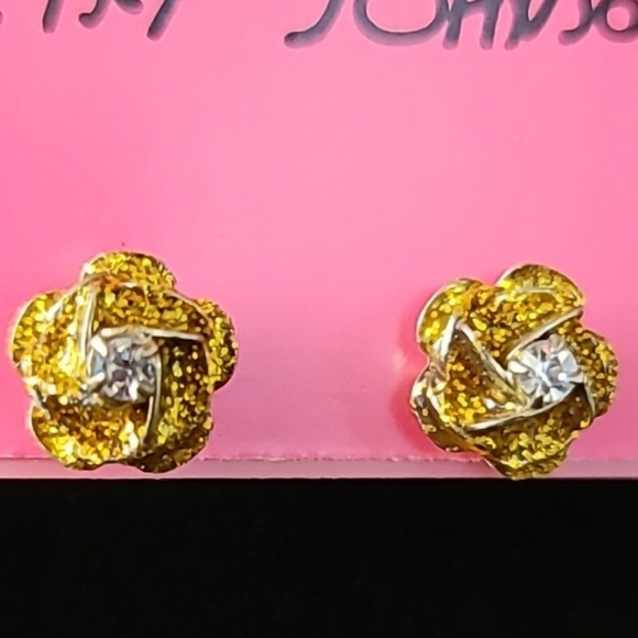 New Vintage! BETSEY JOHNSON First Date Collection Golden Glittered Rose Earrings - Picture 5 of 6